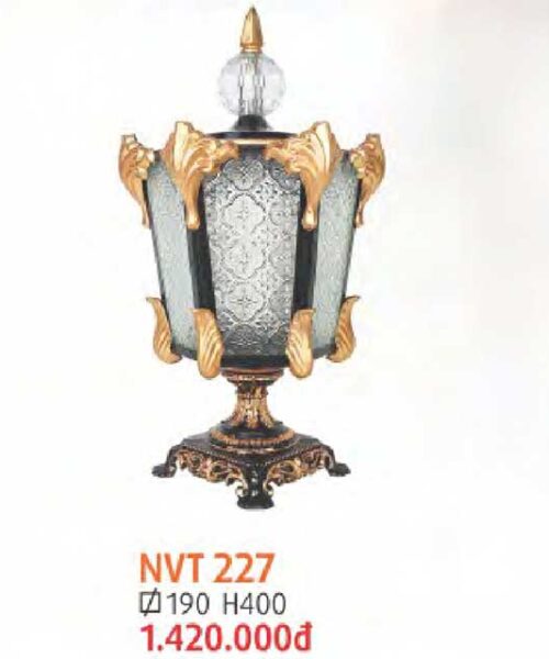 den-tru-cong-san-vuon-nvt-227