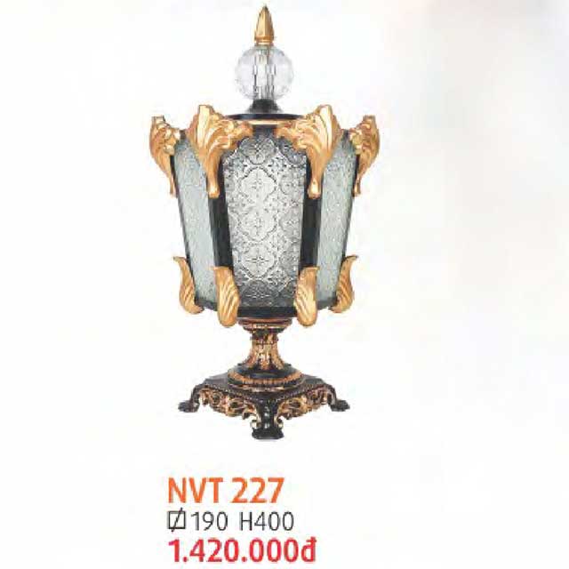 den-tru-cong-san-vuon-nvt-227